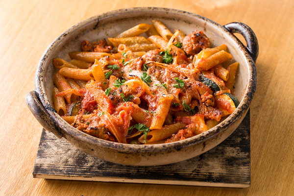 近江の旬野菜のミートソース 有機ペンネで